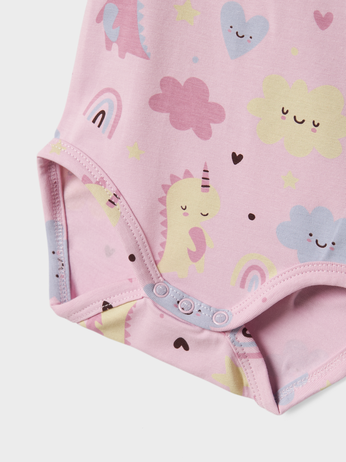 model_shot-front_full